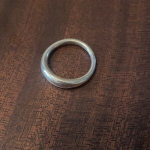 Elegant Sterling Silver Ring